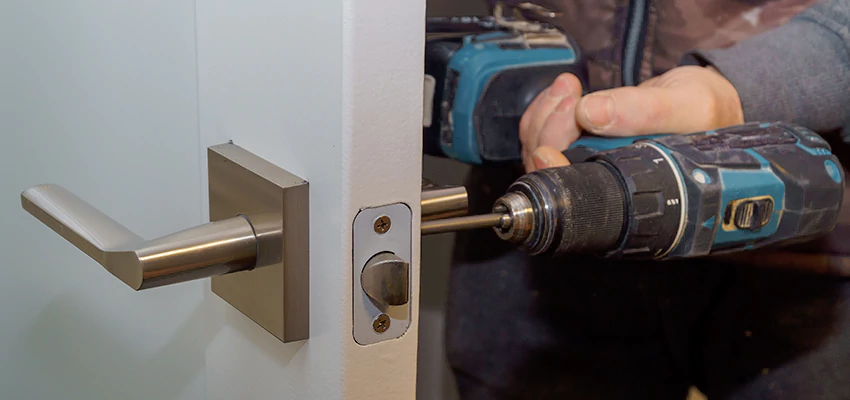 Broken Door Handle Lock Repair in Walnut, California